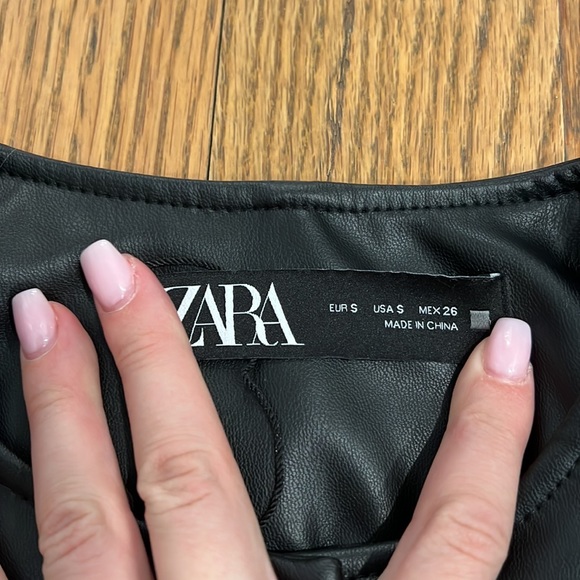 ZARA FAUX LEATHER ZIPPER JACKET - Picture 7 of 10